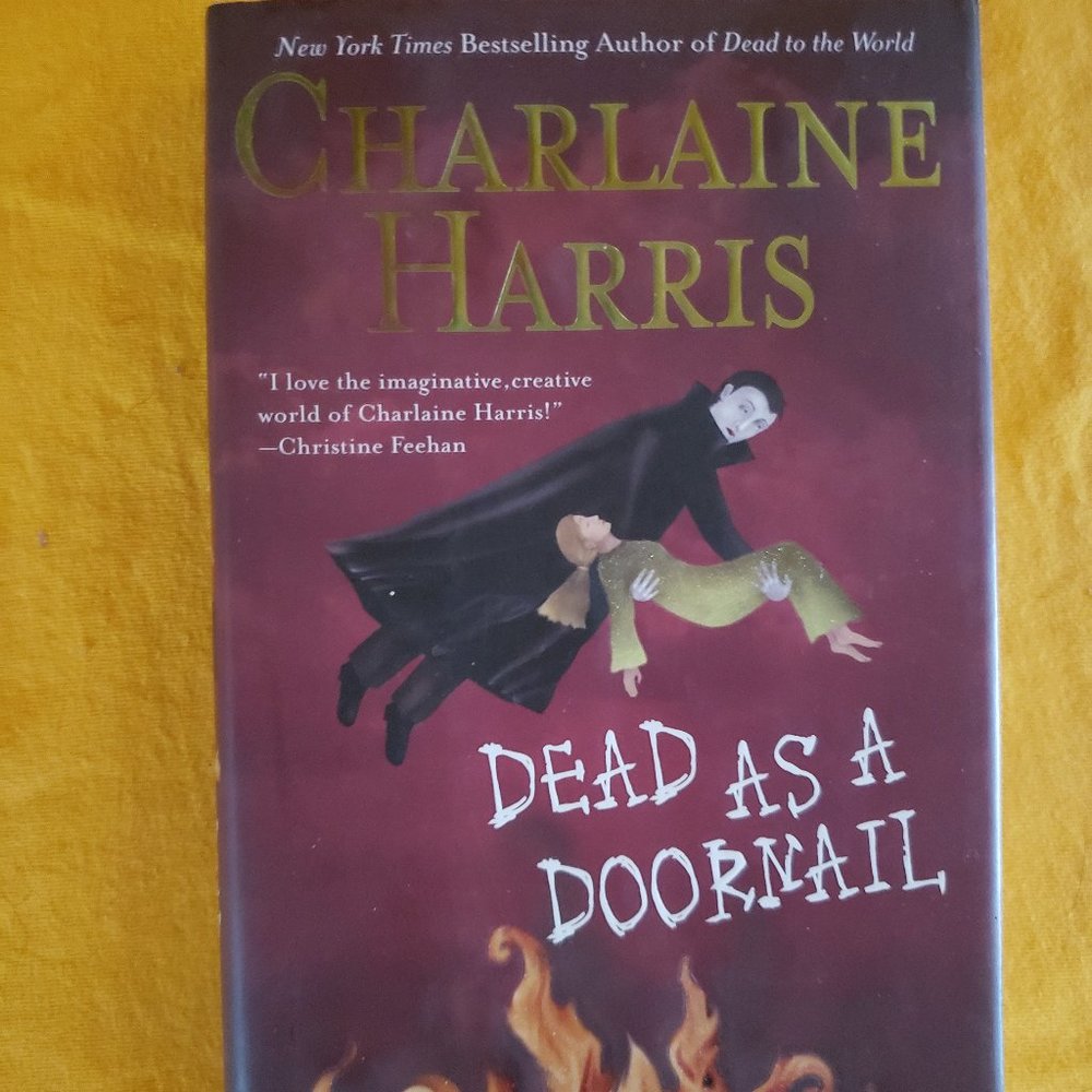 Book: Dead as a doornail by Charlaine Harris